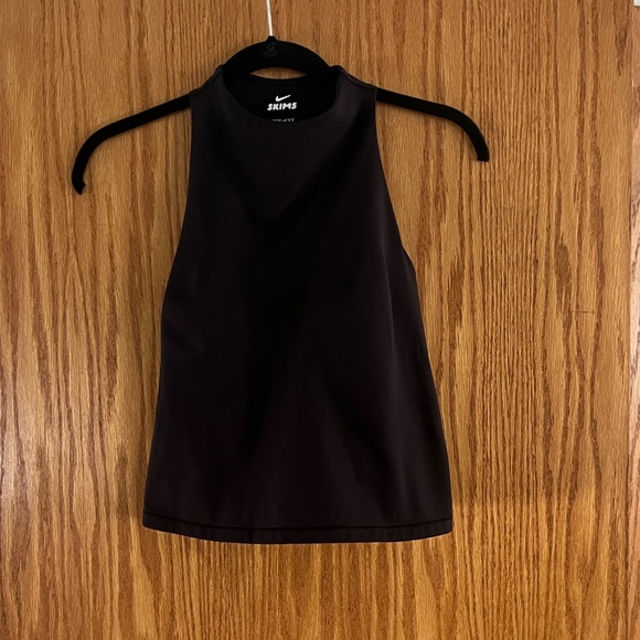 NikeSKIMS Matte Mock Neck Racer Tank. Obsidian. XL. Like New! - Picture 2 of 7
